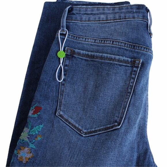 SAM EDELMAN The Mary Jane Embroidered Jeans High Rise, Cropped Women's Size 4 - Picture 9 of 11